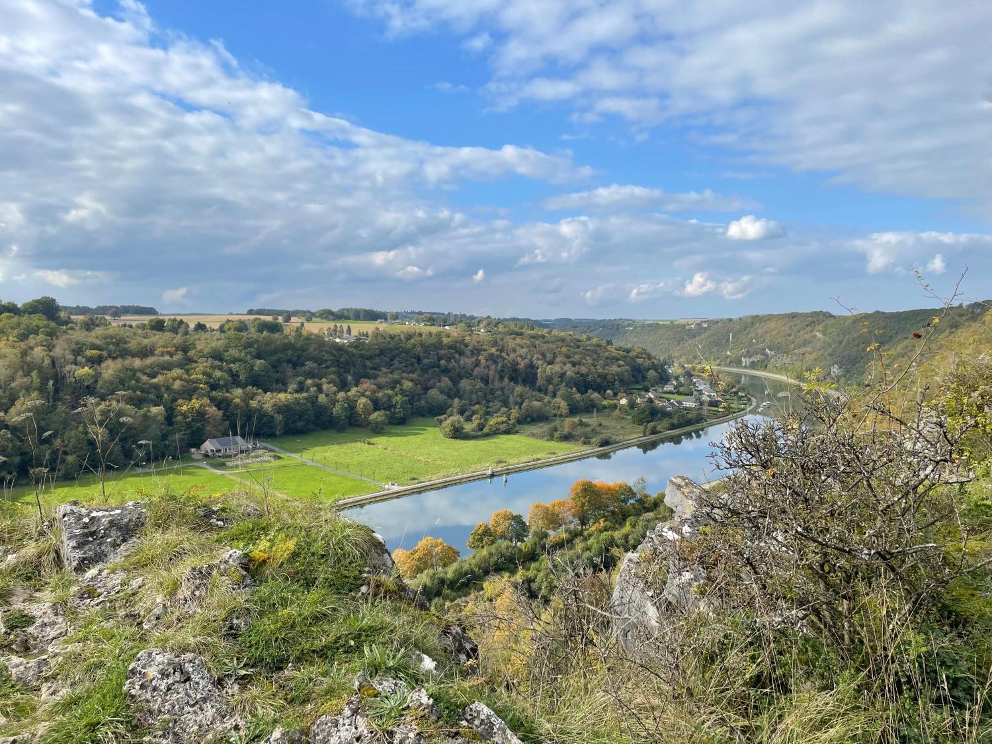 Mooie Bungalow In De Prachtige Natuur Hastiere-par-dela Εξωτερικό φωτογραφία